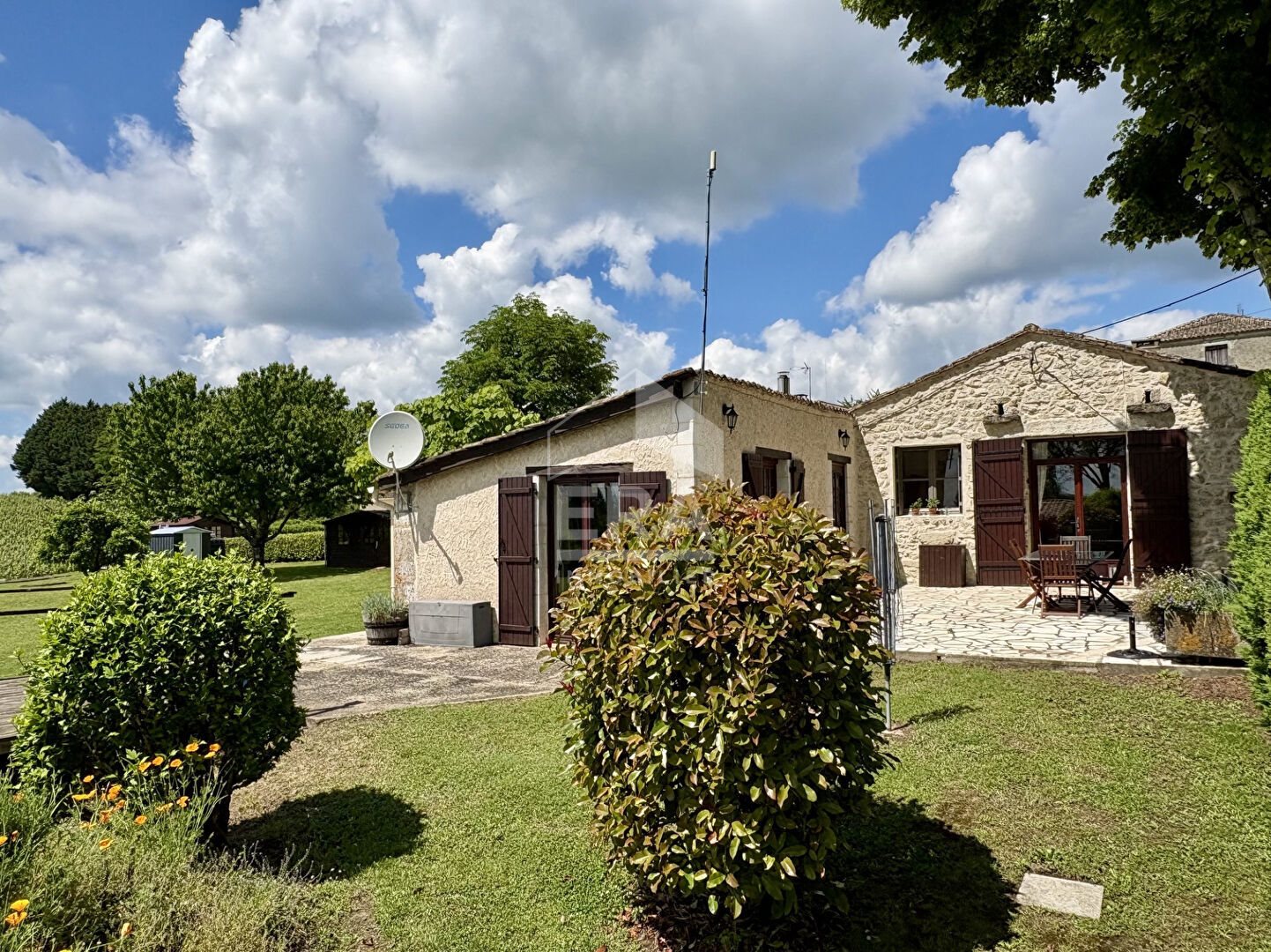 Maison à vendre, 89m², Montazeau