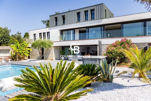 Maison 10 pièces 370 m² · à Mauves-sur-Loire · 370 m² · 1 880 000 €