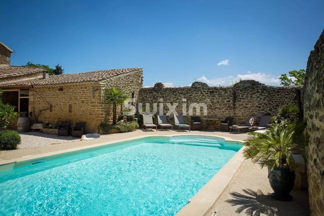 Maison à vendre, 425m², Grignan
