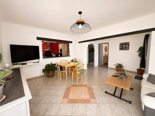 4 pièces 106 m² · à Bollène · 106 m² · 222 000 €