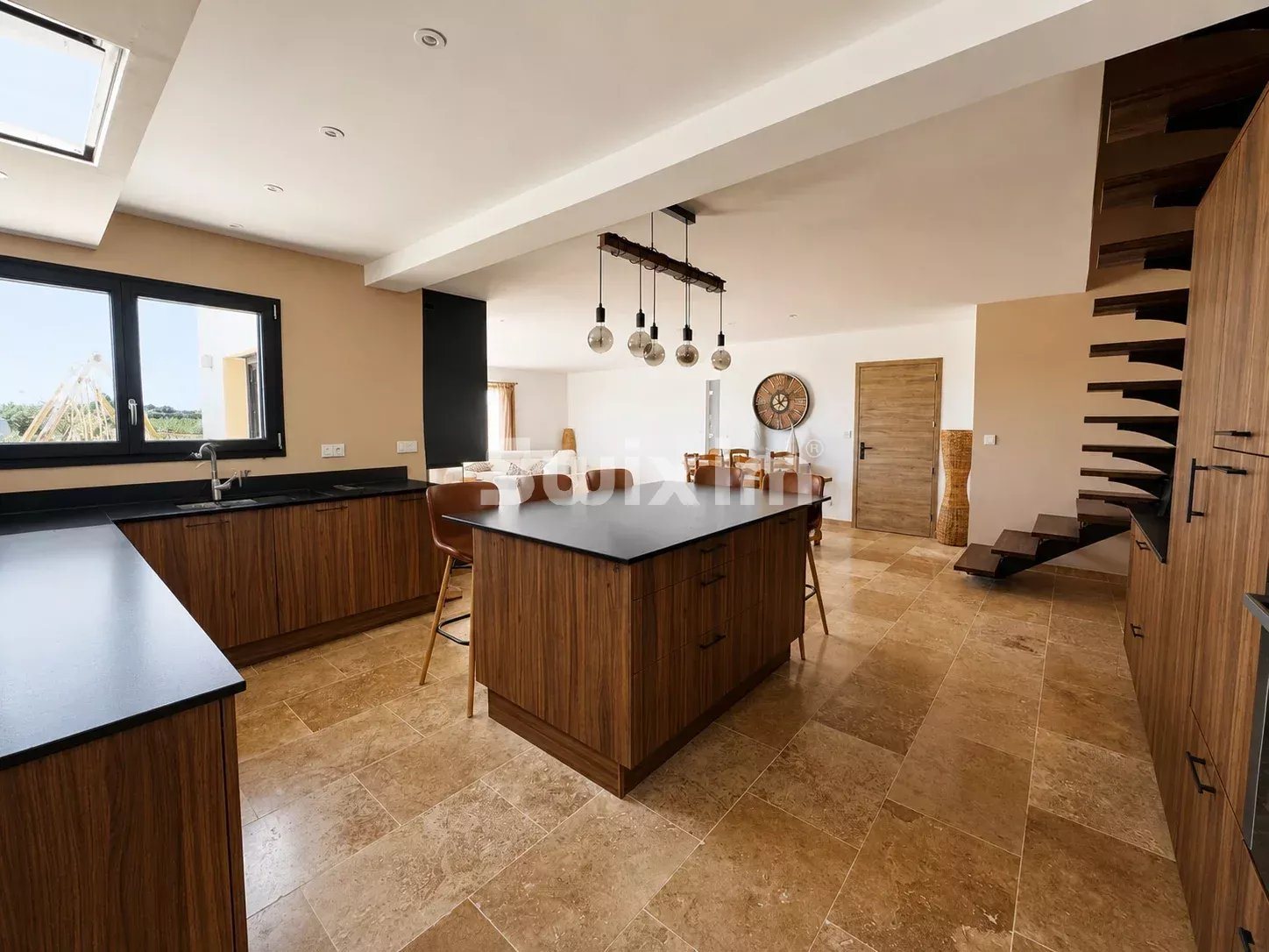Maison à vendre, 225m², Grignan