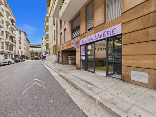 Local commercial 2 pièces 41 m² · à Nice · 41 m² · 140 000 €