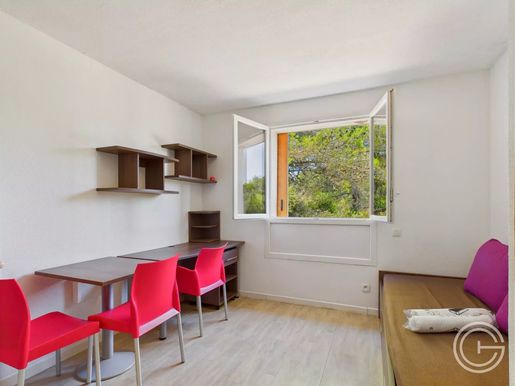Appartement 19 m² · à Valbonne · 19 m² · 65 000 €
