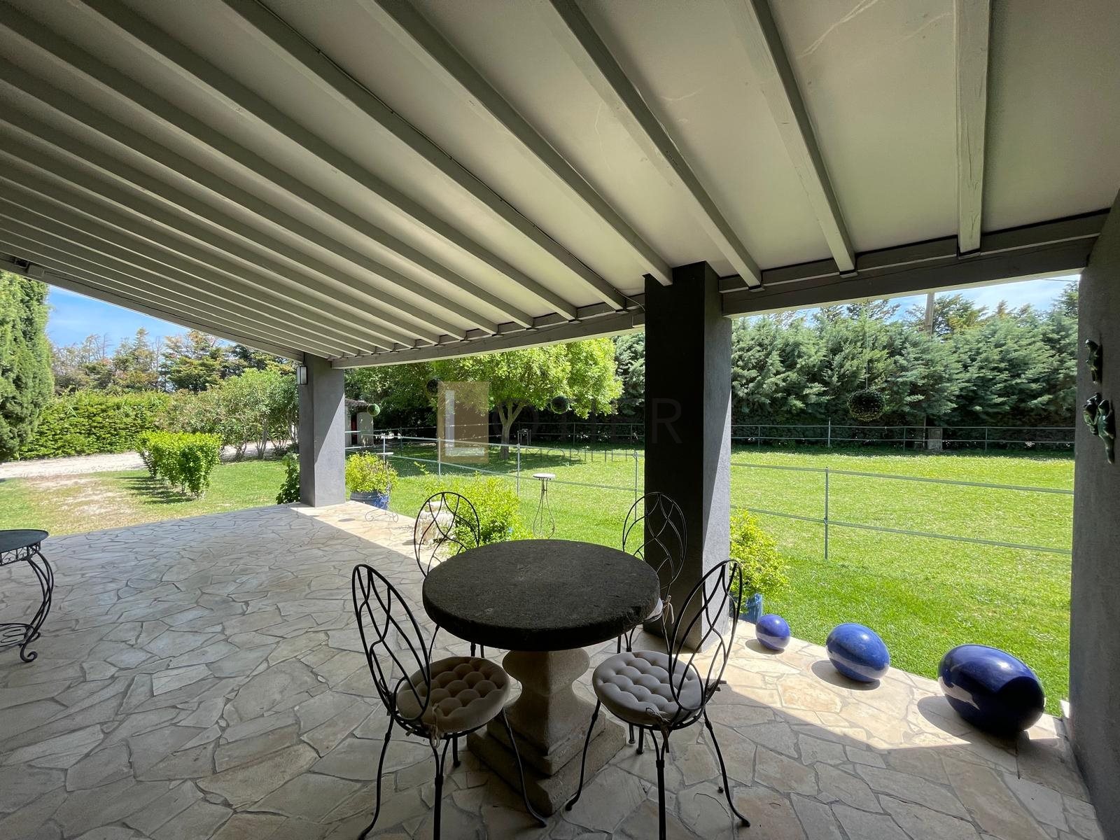 Maison à vendre, 220m², Beaucaire