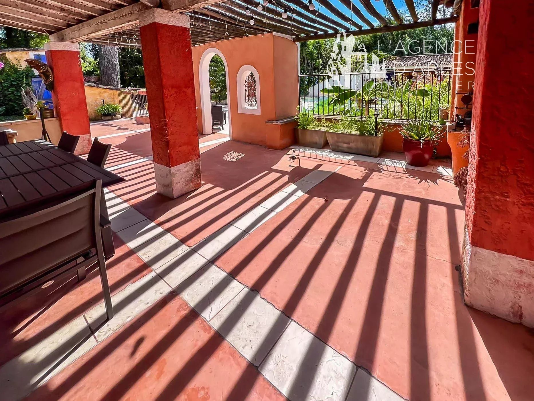 Maison à vendre, 309m², Arles