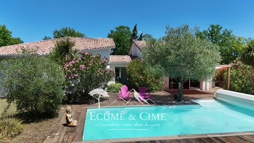 Maison 8 pièces 194 m² · à Pontenx-les-Forges · 194 m² · 576 000 €