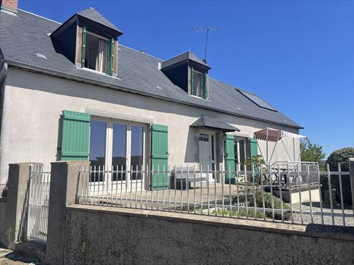 Maison 5 pièces 120 m² · à Dommartin · 120 m² · 140 000 €