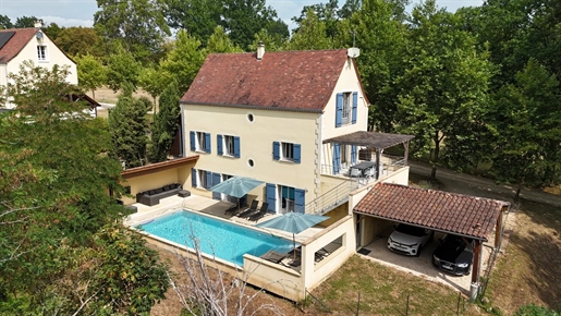 Maison 5 pièces 204 m² · à Mouleydier · 204 m² · 550 000 €