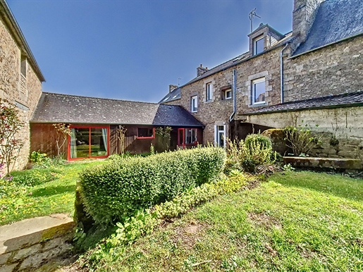 Maison 12 pièces 207 m² · à Dinan · 207 m² · 549 152 €