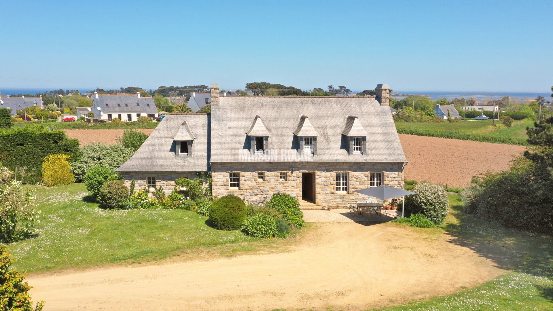 Maison à vendre, 154m², Plougrescant