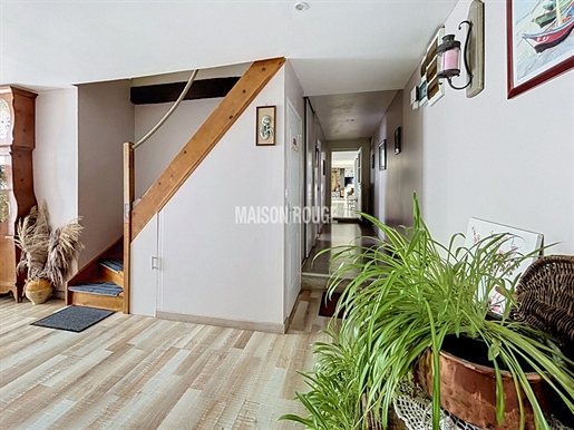Maison 9 pièces 314 m² · à Bazouges-la-Pérouse · 314 m² · 440 160 €