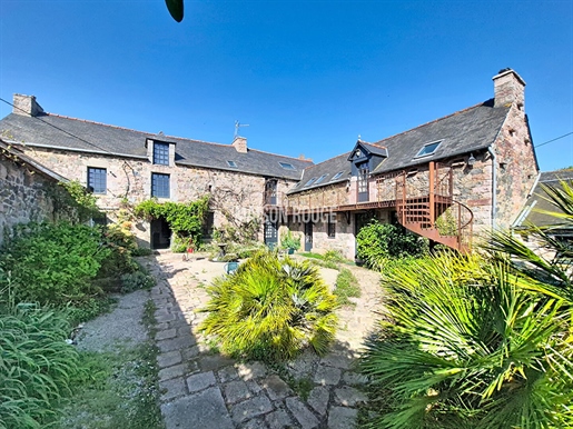 13 pièces 366 m² · à Erquy · 366 m² · 995 600 €