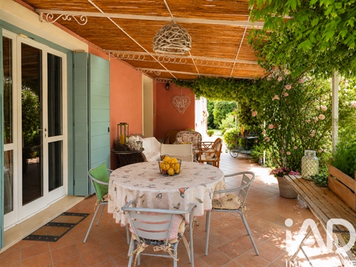 Verkauf eines unabhängigen Hauses / Villa 10.470 m² - 2 Zimmer - Ferrara