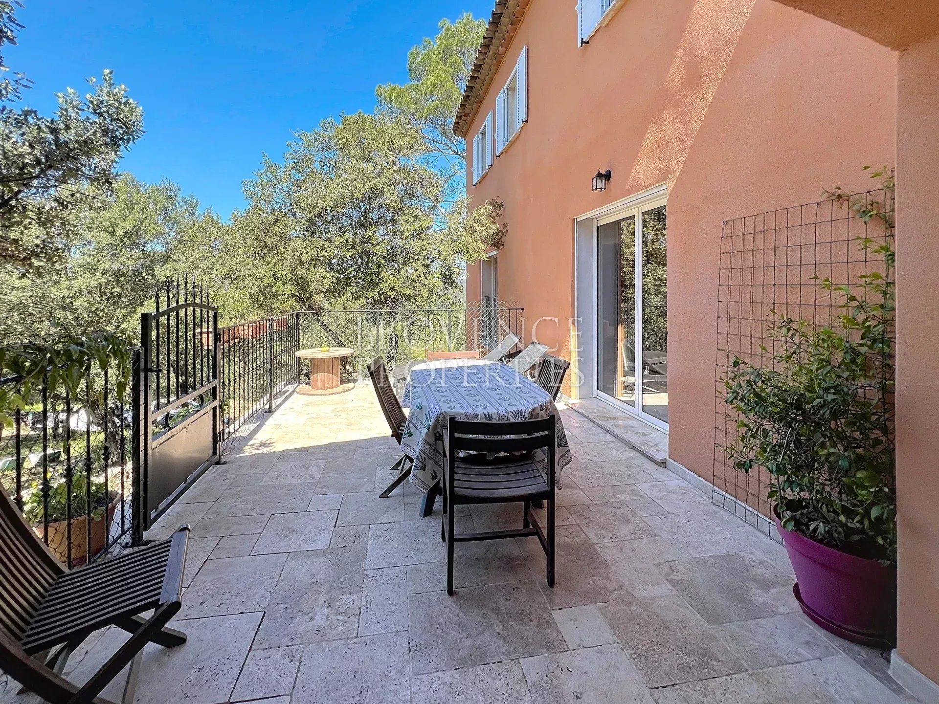 Maison à vendre, 176m², Châteauvert