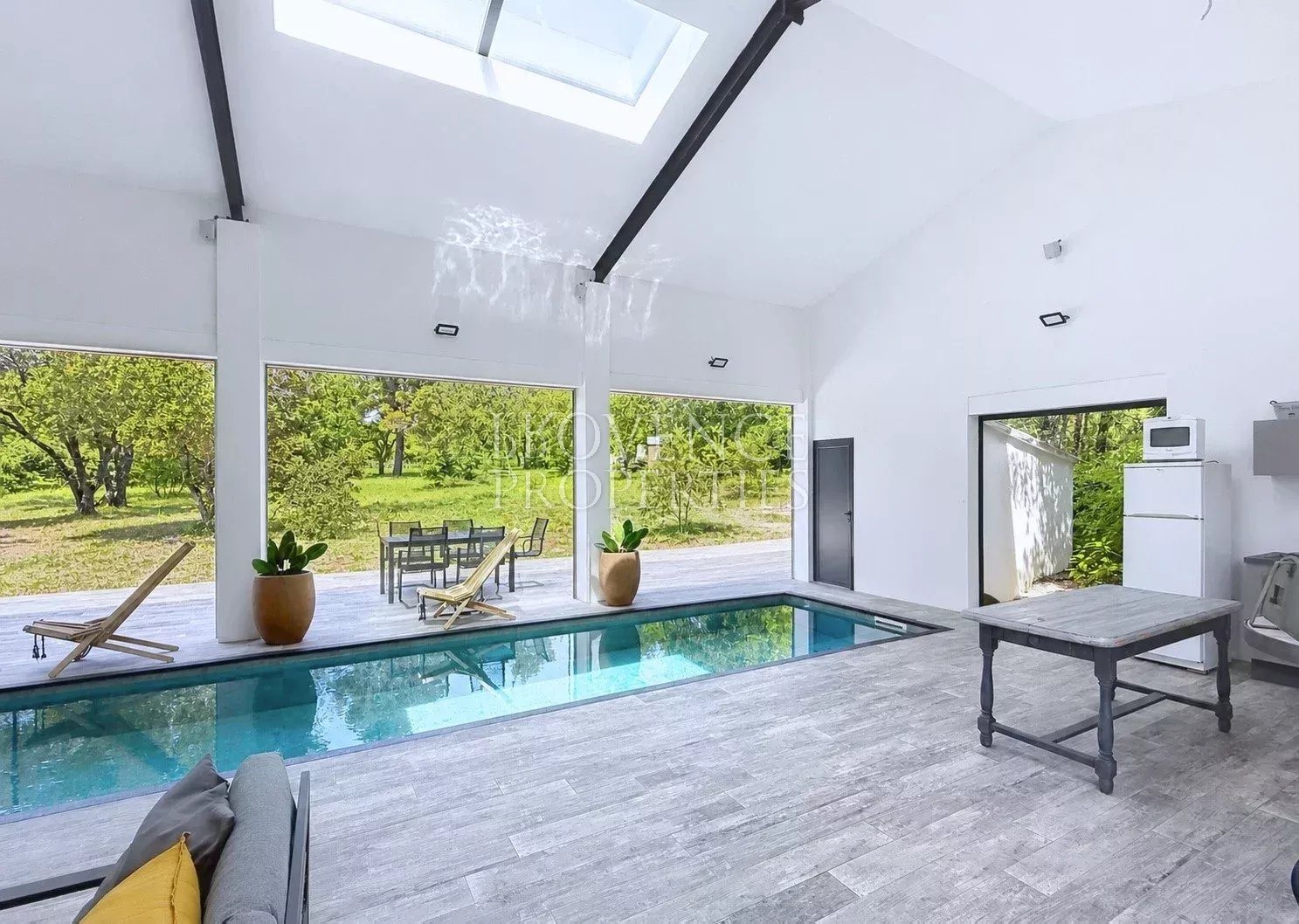 Maison à vendre, 250m², Régusse