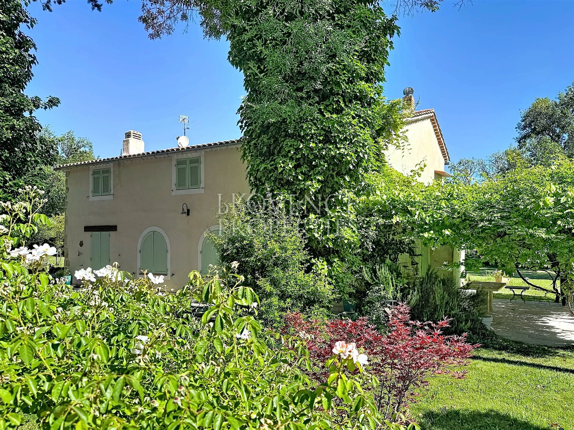 Maison à vendre, 330m², Salernes