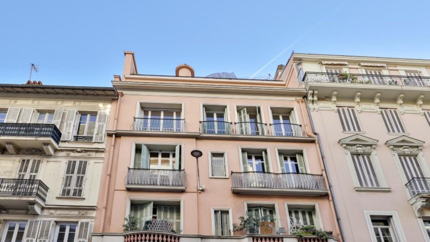Nice musicians, 2-room renovated apartment, ideal investment