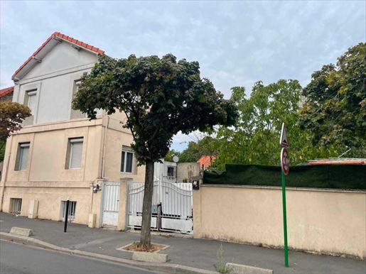 Maison 5 pièces 106 m² · à Pierrefitte-sur-Seine · 106 m² · 294 000 €