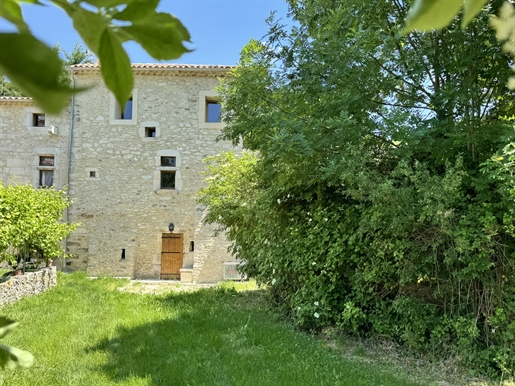 Maison 4 pièces 96 m² · à Dieulefit · 96 m² · 215 000 €