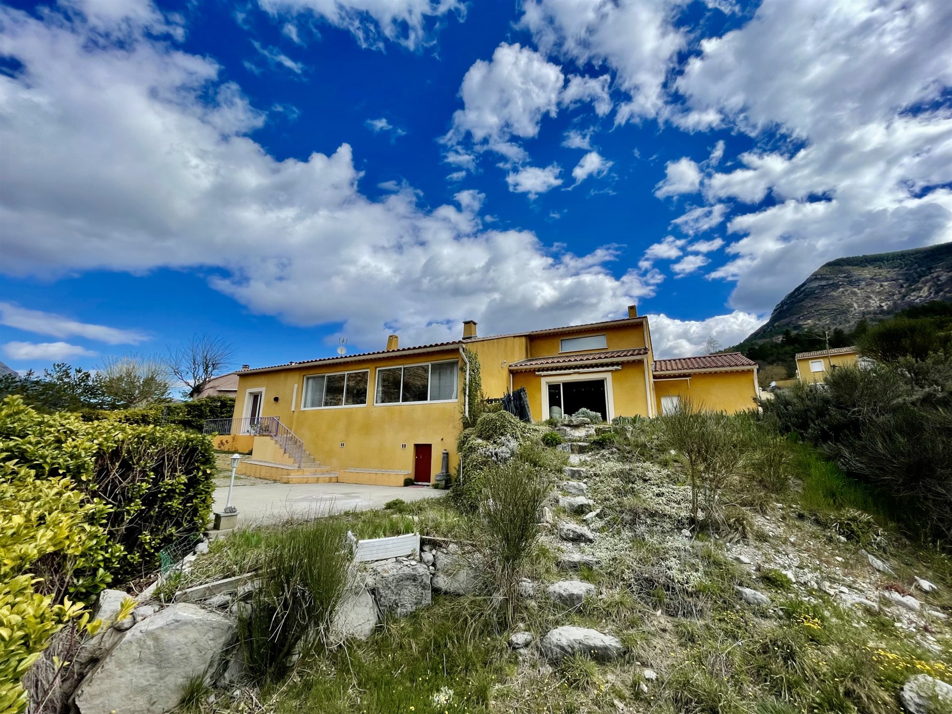 Maison à vendre, 233m², Nyons