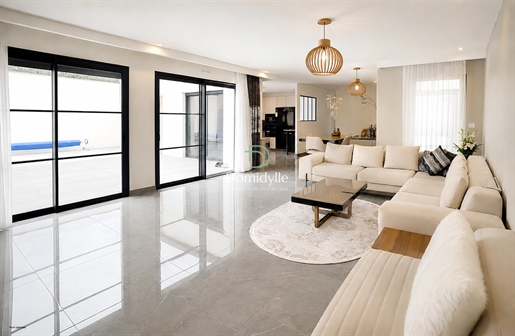 Maison 5 pièces 145 m² · à Dompierre-sur-Mer · 145 m² · 627 000 €