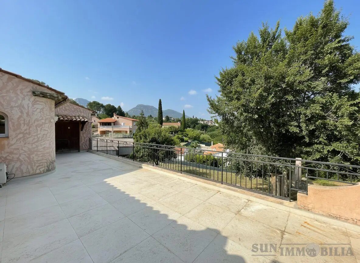 Maison à vendre, 280m², La Gaude