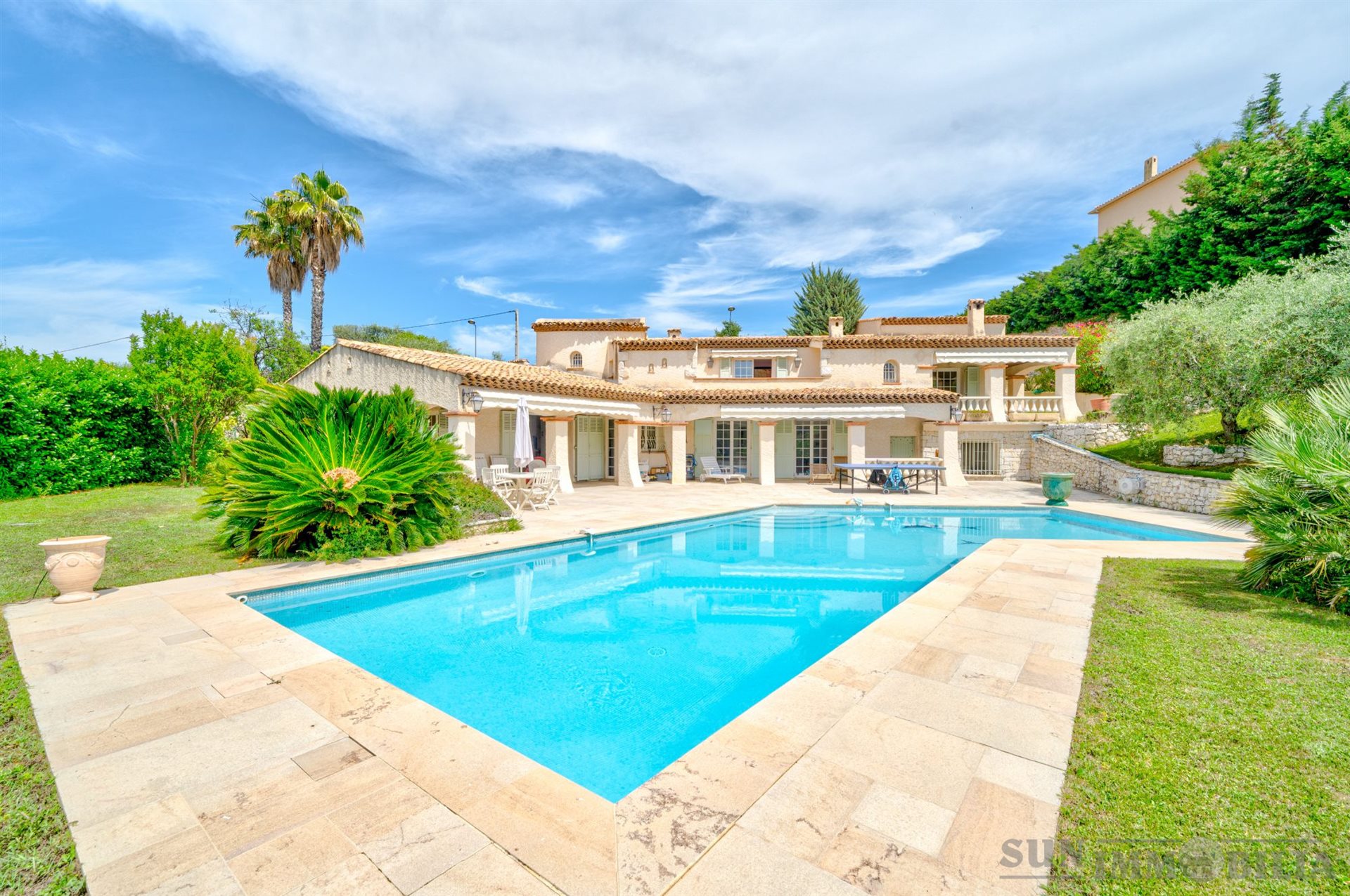 Maison à vendre, 246m², La Gaude