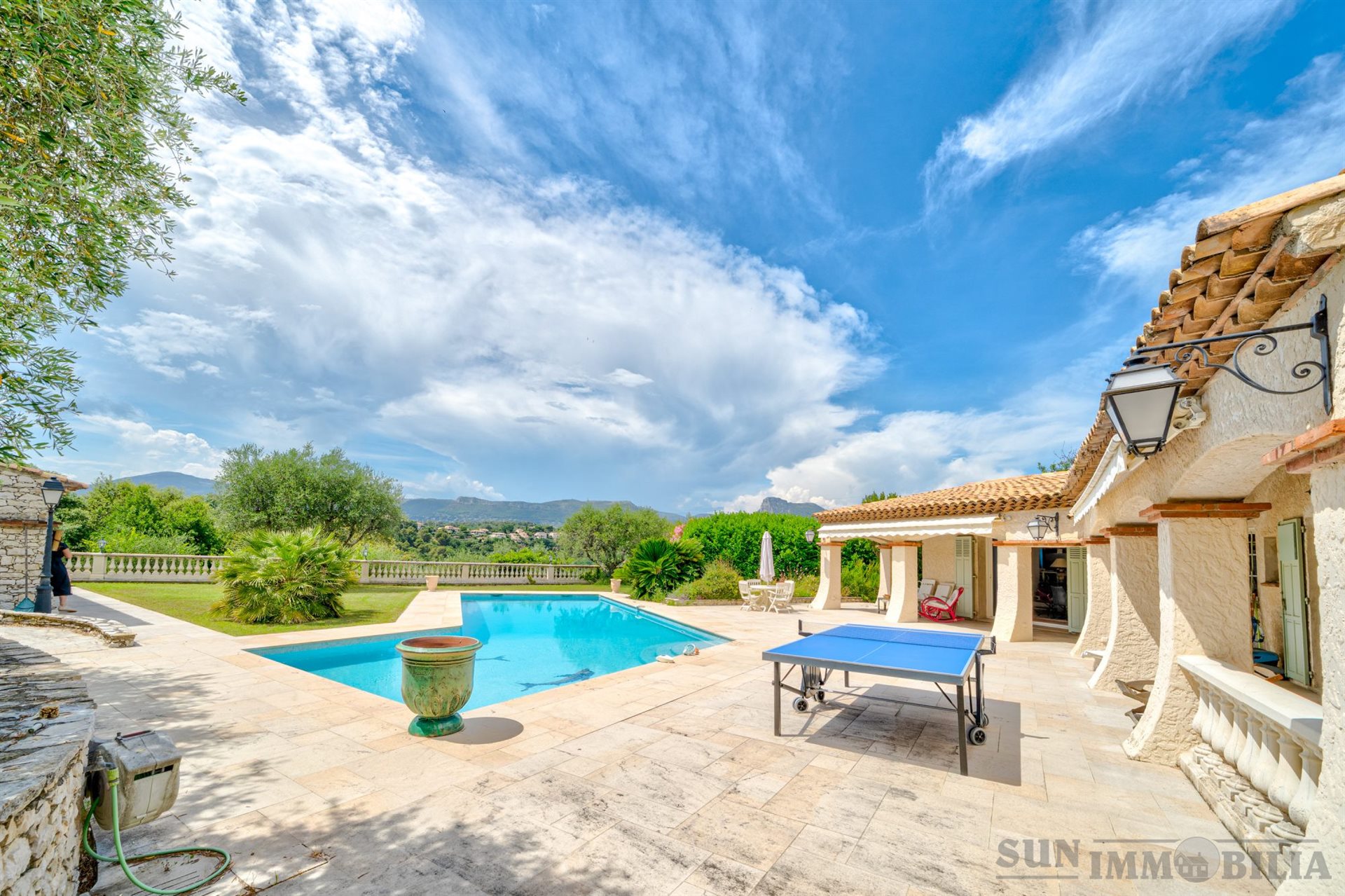 Maison à vendre, 246m², La Gaude