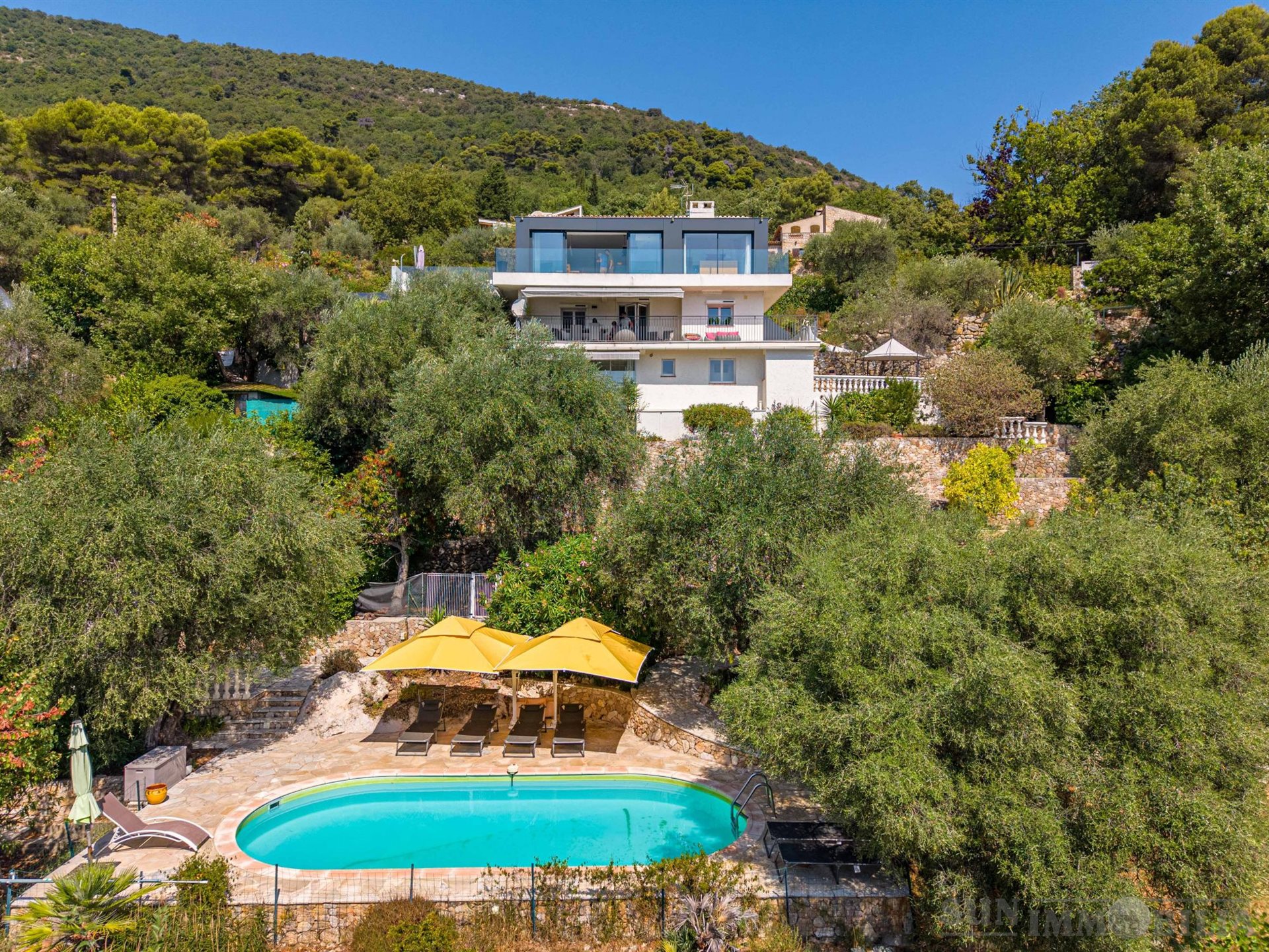 Maison à vendre, 240m², Gattières