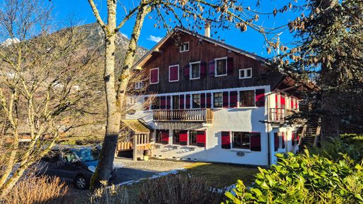 Maison 4 pièces 321 m² · à Saint-Jean-d'Aulps · 321 m² · 1 350 000 €