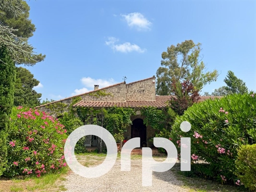 Maison 7 pièces 238 m² · à Montpellier · 238 m² · 1 395 000 €