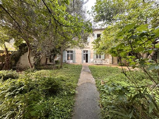 Maison 6 pièces 117 m² · à Avignon · 117 m² · 418 000 €
