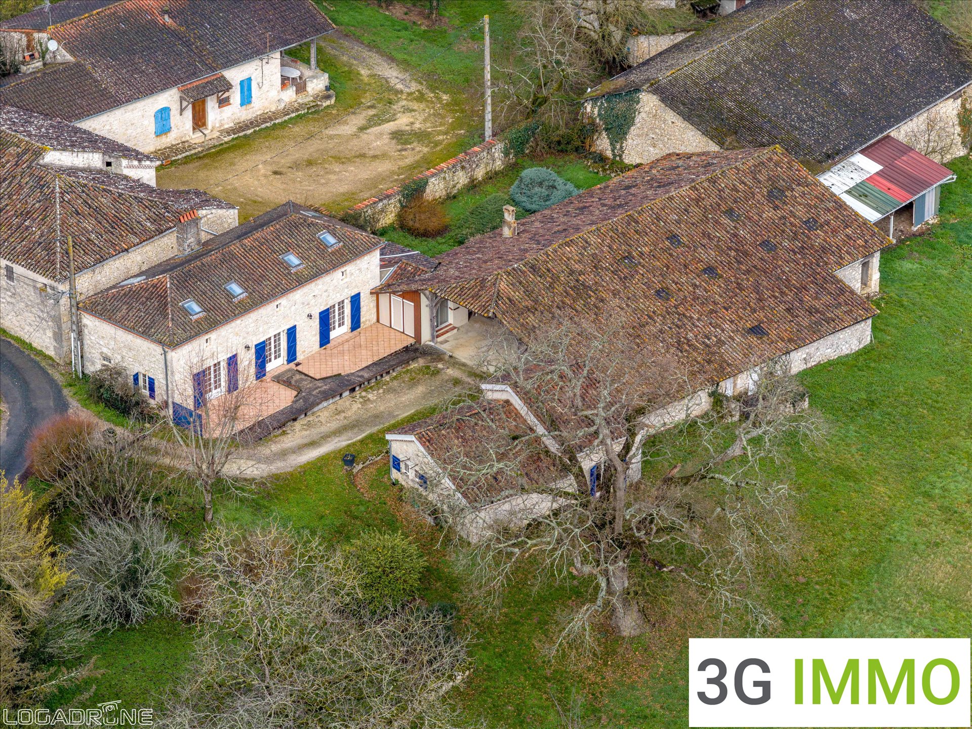 Maison à vendre, 200m², Sainte-Colombe-de-Villeneuve
