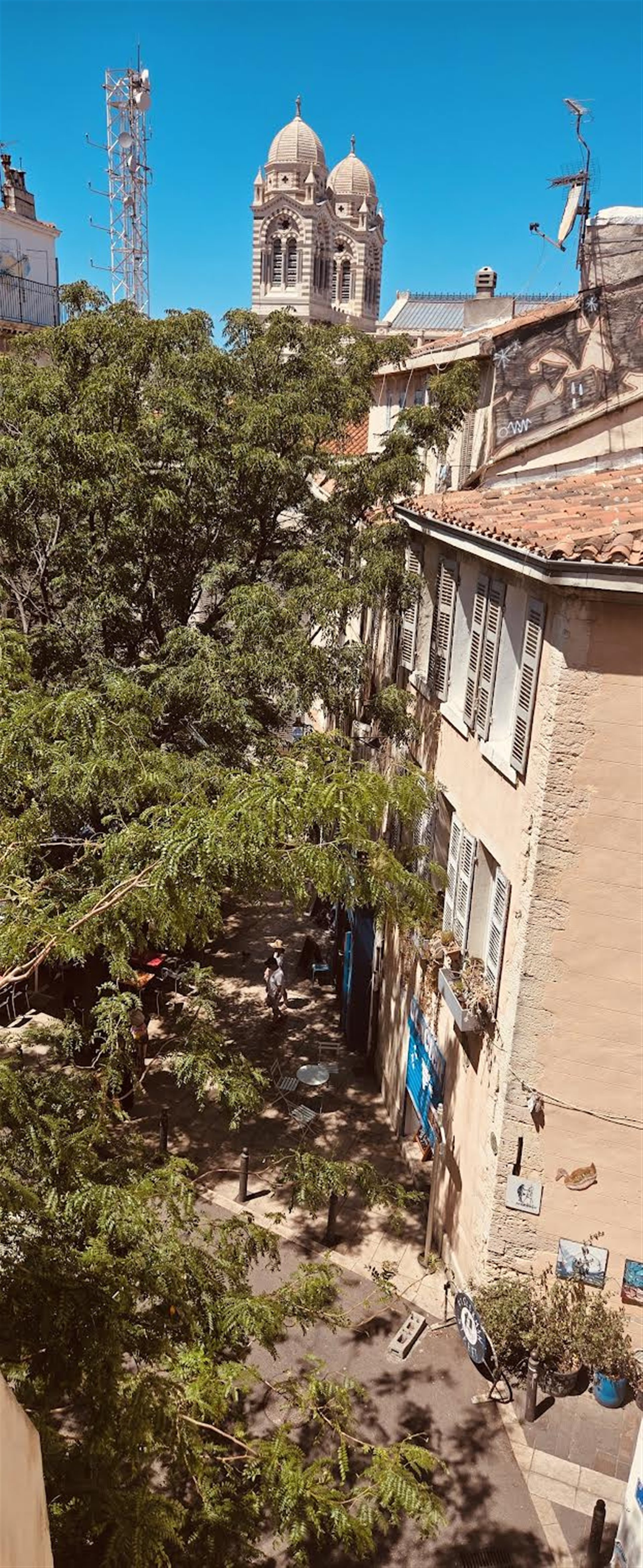 Marseille 2 Panier, 2-room crossing apartment, 37 m² - Vue 2