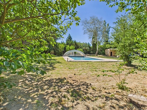 Maison 12 pièces 360 m² · à Avignon · 360 m² · 600 000 €