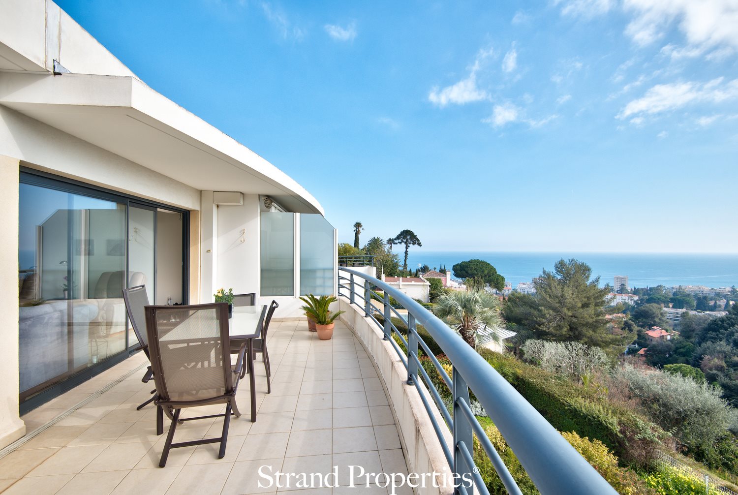 NICE Fabron - Top‑floor 2‑bedroom apartment with 2 terraces, sea view, South‑West...