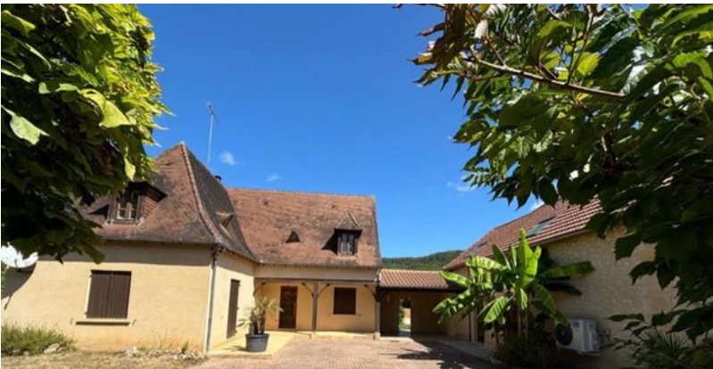 Maison 9 pièces 200 m² · à Saint-Cybranet · 200 m² · 440 000 €
