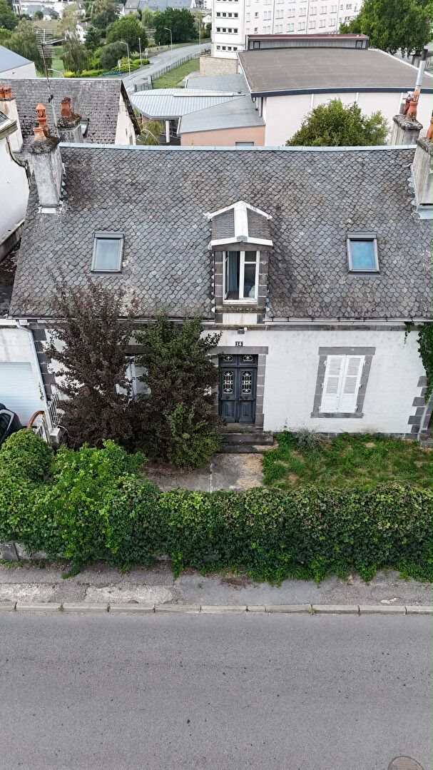 Maison à vendre, 184m², Ussel