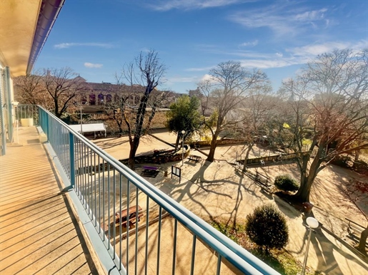 Appartement 4 pièces 170 m² · à Uzès · 170 m² · 500 000 €