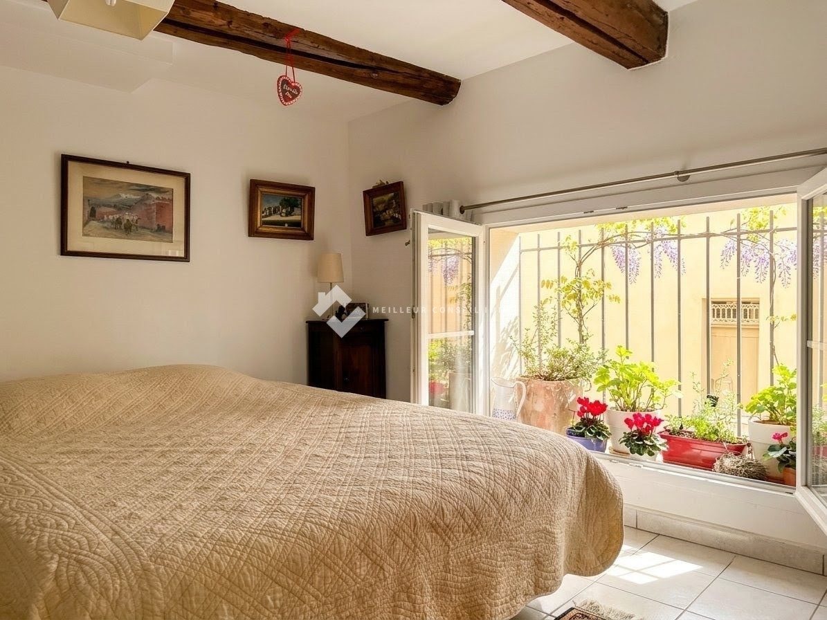 Apartment in Marseille, Saint-Charles, 1er Arrondissement - Vue 4