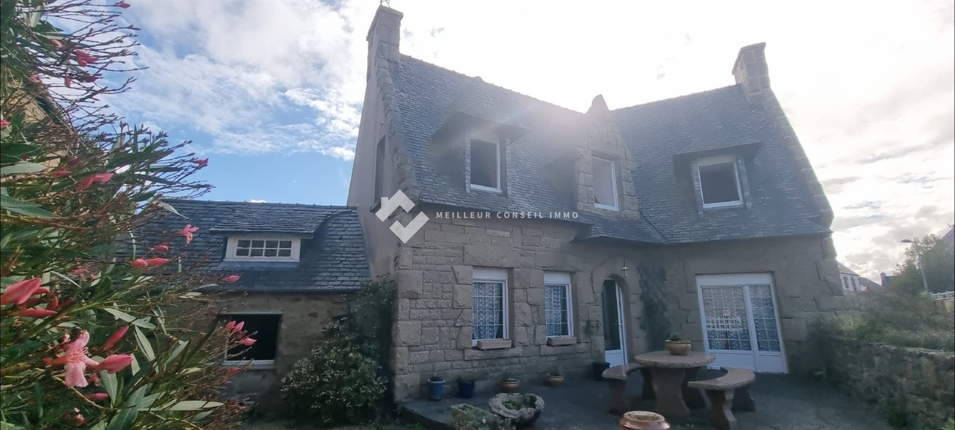 Maison à vendre, 96m², Trélévern