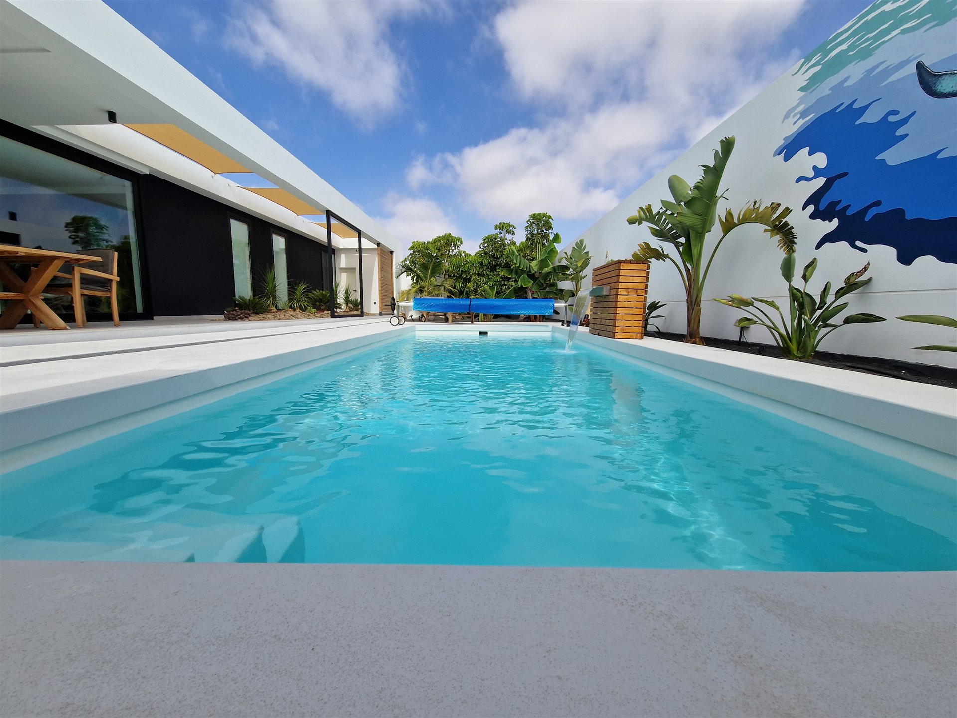 Traumhafter neuwertiger Bungalow mit Pool