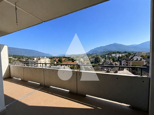 Appartement 3 pièces 70 m² · à Cognin · 70 m² · 190 000 €