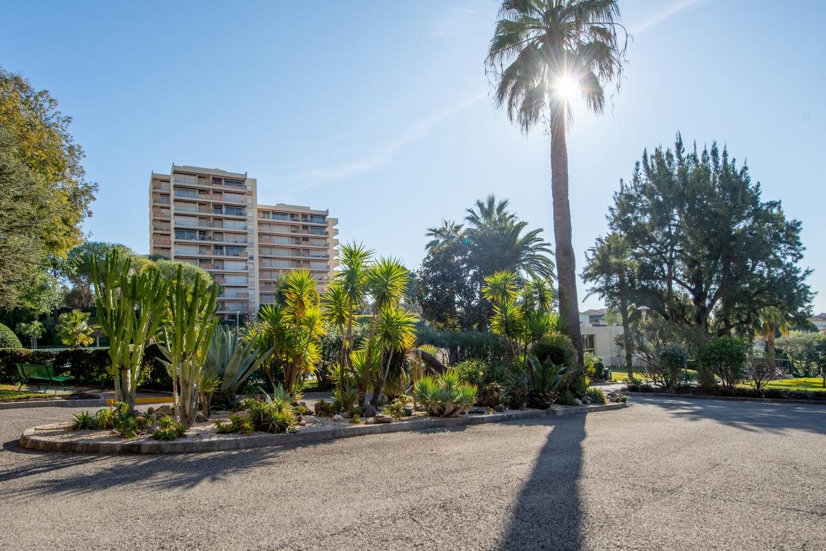 Appartement – Antibes, Centre Ville, Alpes-Maritimes - Plus
