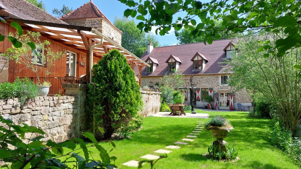 Maison 12 pièces 205 m² · à Arnay-le-Duc · 205 m² · 360 000 €