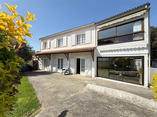 Maison 11 pièces 220 m² · à Saint-Palais-sur-Mer · 220 m² · 780 000 €