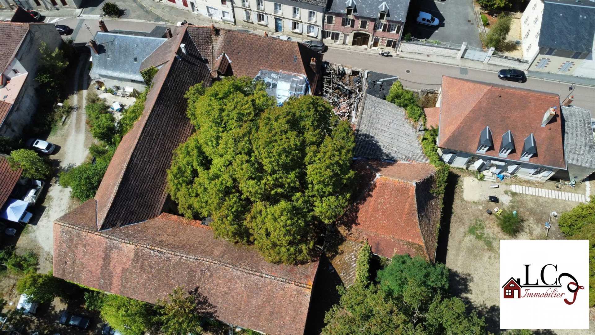 Maison à vendre, 263m², Saint-Pierre-le-Moûtier
