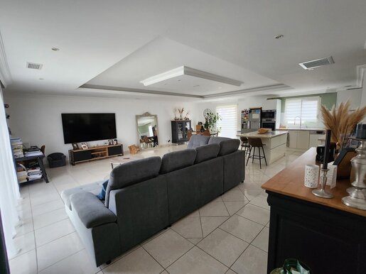 Maison 5 pièces 135 m² · à Coursan · 135 m² · 332 000 €