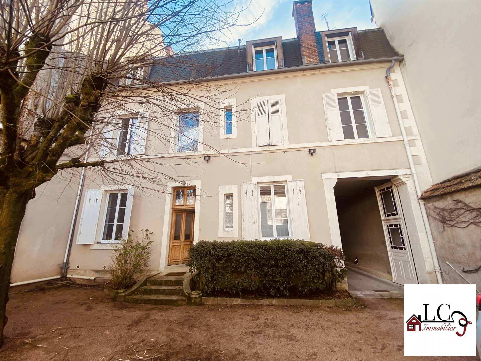 Maison à vendre, 311m², Nevers