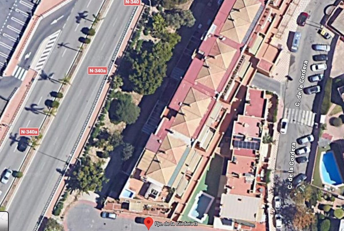 Exkluzivní řadový dům v Montemaru, Torremolinos — 3 ložnice, garáž, sklad, terasa a dvorek